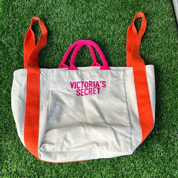 VICTORIAS SECRET Double Handle Canvas Tote - Picture 1 of 11